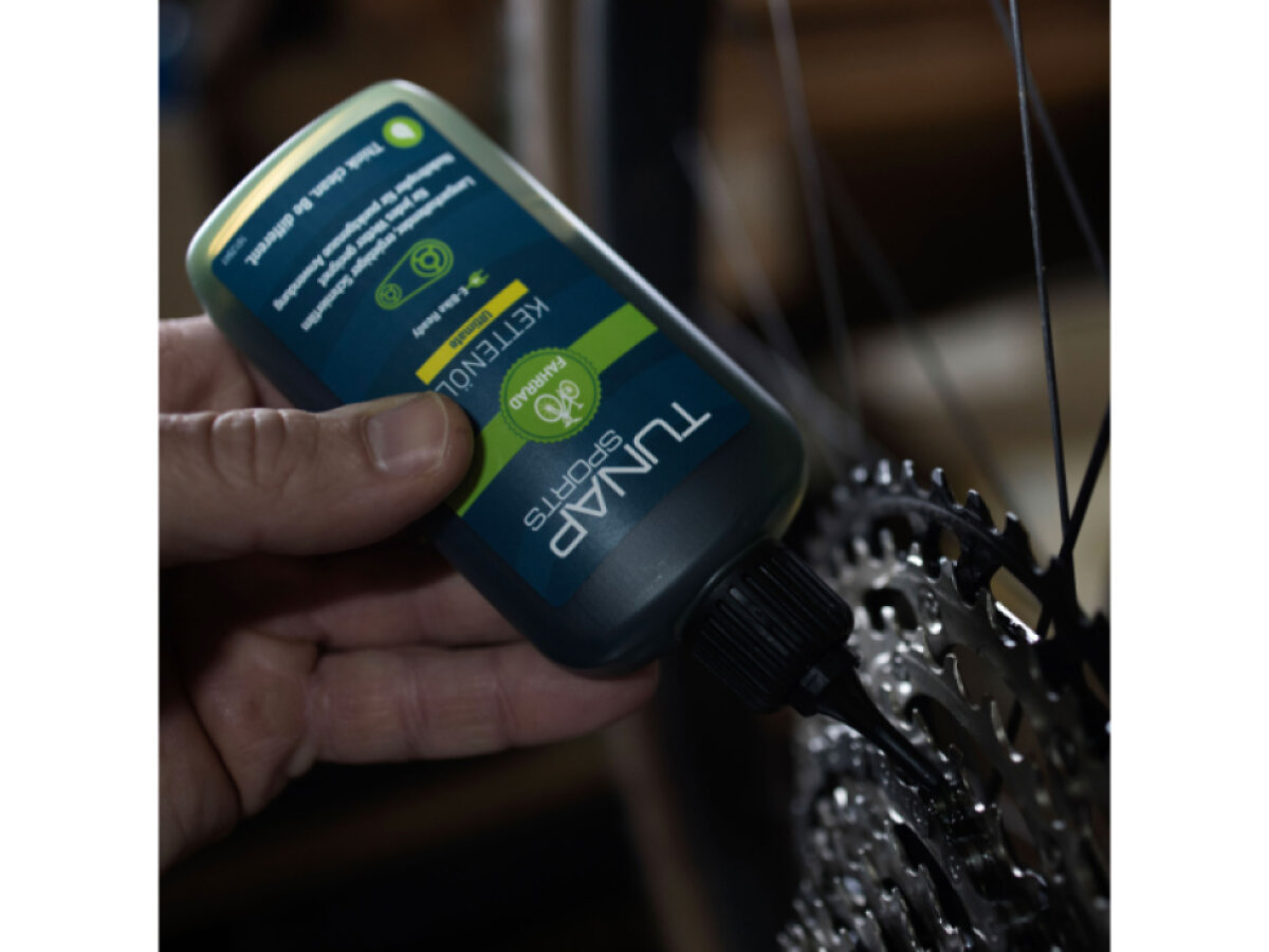 TUNAP SPORTS Chain Oil Ultimate olej na řetěz kapátko pro kola a alektrokola (100 ml)