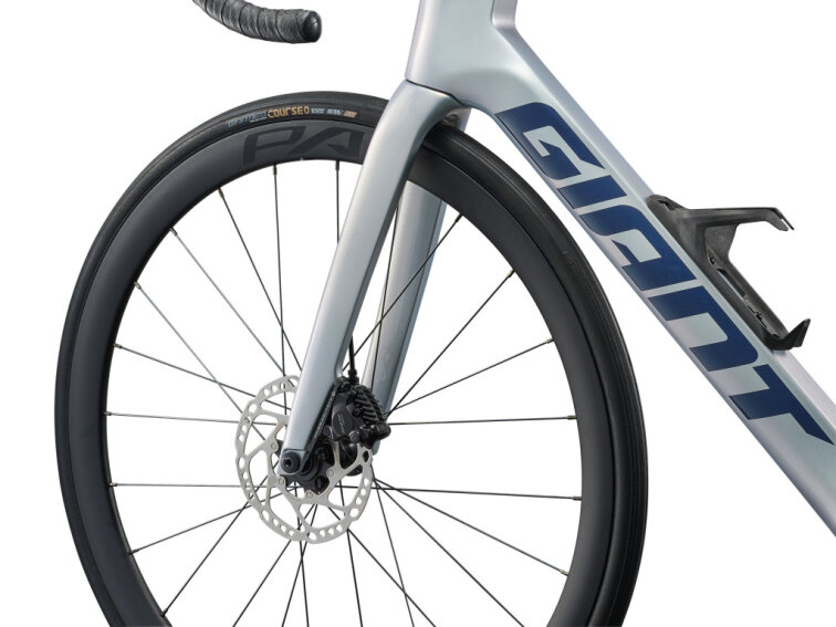 Giant Propel Advanced 2 Supernova 2026