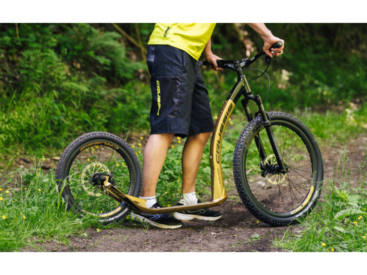 Crussis koloběžka ONE CROSS 9.2-1