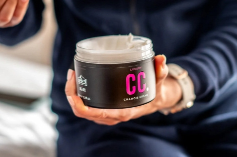 MUC-OFF Luxury Women's Chamois Cream - Ochranný antibakteriální krém (100 ml)