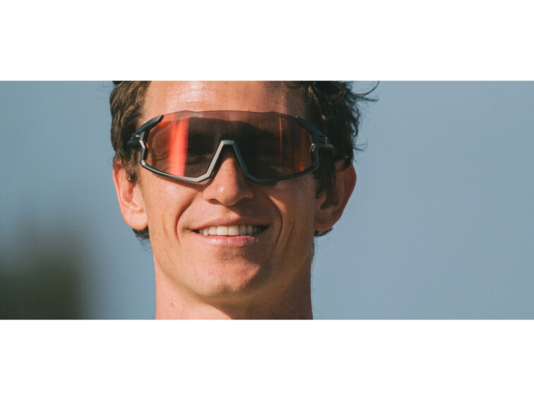 TIFOSI brýle Stash Matte Gunmetal (Clarion Red Fototec)