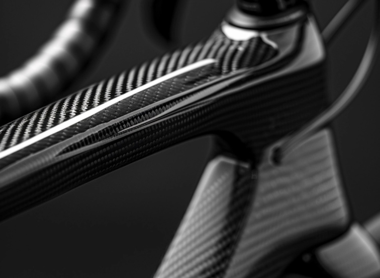 KELLYS URC 70 Obsidian Black 2026