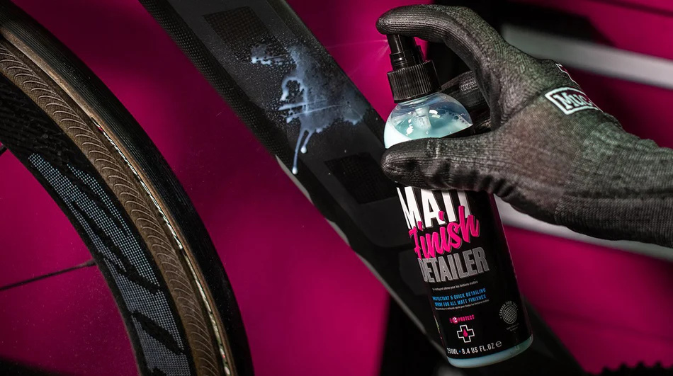 MUC-OFF Matt Finish Detailer - Přípravek na ochranu matných povrchů (250 ml)