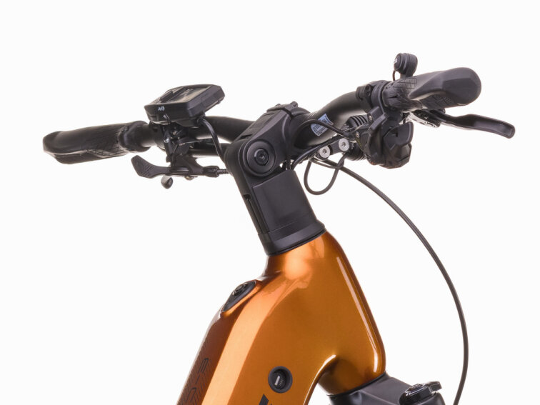 Crussis e-Country 10.11 (715 Wh) 2026