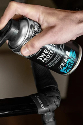 MUC-OFF Indoor Training Kit - Nová sada pro čištění a ochranu trenažéru
