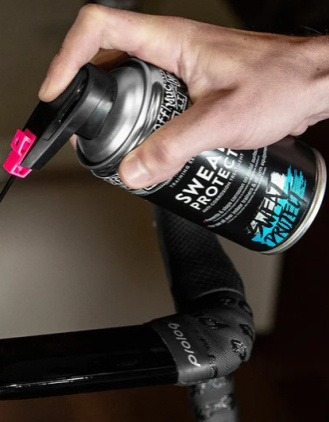 MUC-OFF Indoor Training Kit - Sada pro čištění a ochranu trenažéru