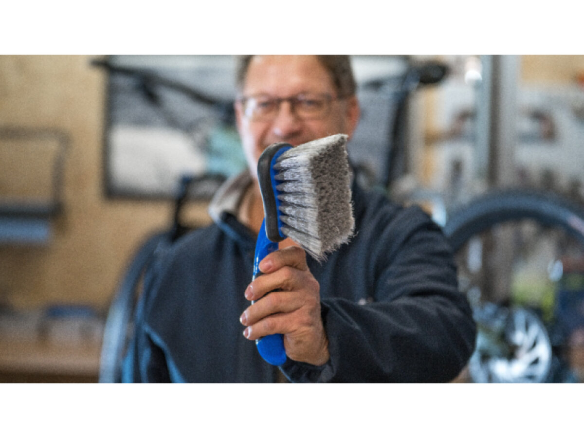 TUNAP SPORTS Cleaning Brush kartáč na čištění rámu kola