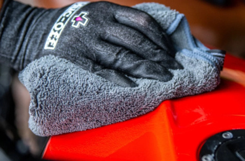 MUC-OFF Microfibre Polishing Cloth - Hadřík na leštění z mikrovlákna ( 40x40 cm)