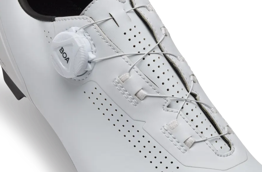 Giro tretry Cadet XC (White)
