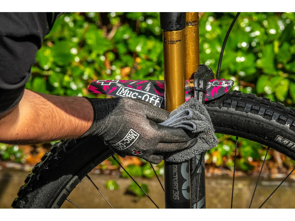 MUC-OFF Microfibre Polishing Cloth - Hadřík na leštění z mikrovlákna ( 40x40 cm)