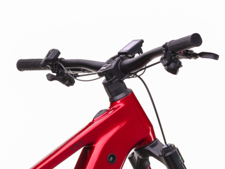 Crussis e-Full 10.11-PRO (715 Wh) 2026