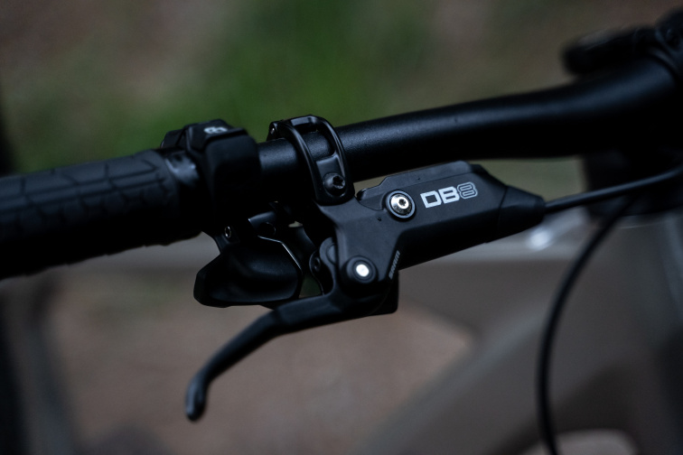 Test motoru DJI Avinox