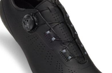 Giro tretry silniční Cadet II (Black)
