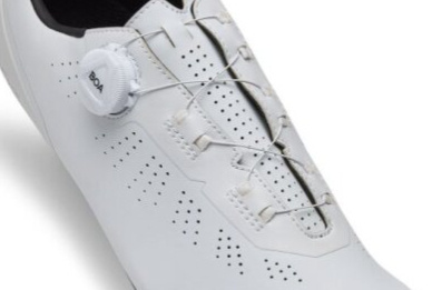Giro tretry silniční Cadet II (White)