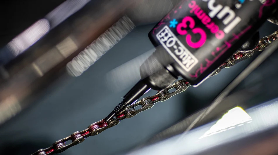 MUC-OFF C3 Wet Ceramic Lube - Mazivo na řetěz (120 ml)