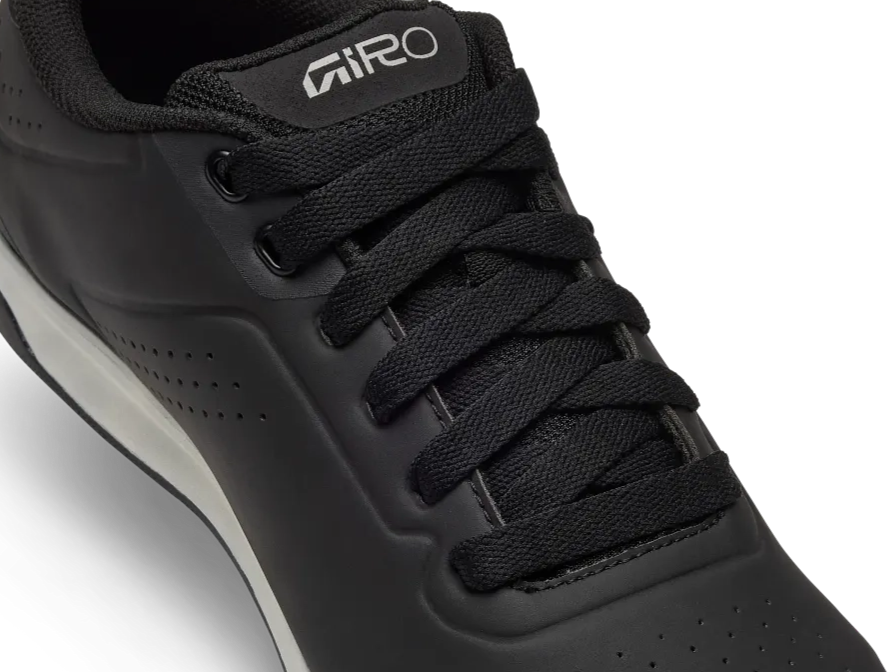 Giro tretry Latch (Black)