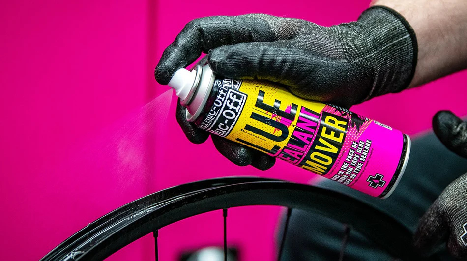 MUC-OFF Glue Remover - Odstraňovač lepidla a tmelu (750 ml)