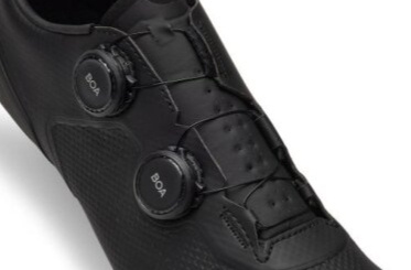 Giro tretry silniční Regime II (Black)