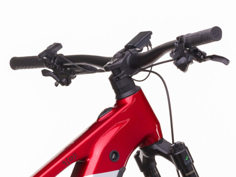 Crussis e-Hard 10.11-PRO (715 Wh) 2026