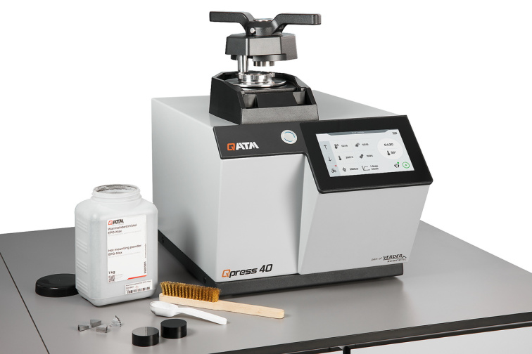 Qpress 40 - automatický metalografický lis