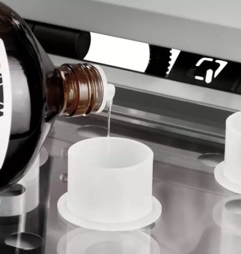 PŘÍPRAVA VZORKŮ PRO GEOLOGII A MINERALOGII 