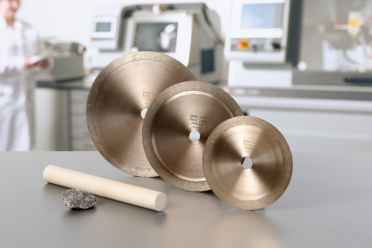 PŘÍPRAVA VZORKŮ PRO GEOLOGII A MINERALOGII 