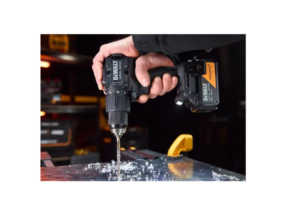 DCK3222MP2T-QW DEWALT MCLAREN 18V AKU 3DÍLNÁ KOMBO SADA BEZUHLÍKOVÉHO NÁŘADÍ