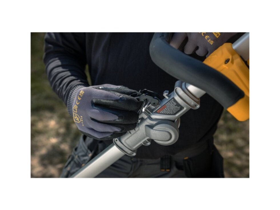 DCMST561P1 DEWALT 18V AKU BEZUHLÍKOVÁ STRUNOVÁ SEKAČKA SE SKLÁDACÍ RUKOJETÍ, 1 X 5,0 AH, NABÍJEČKA