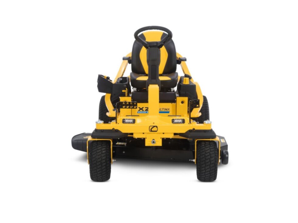 TRAKTOR CUB CADET ZERO-TURNS XZ6 S117