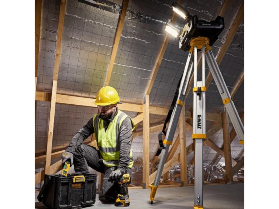 DWST08061-1 DEWALT PRACOVNÍ SVĚTLO TOUGHSYSTEM 2 X OTOČNÝ LED