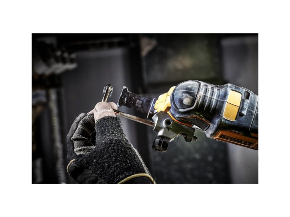 DCS355N DeWALT 18 VOLT AKU BEZUHLÍKOVÁ OSCILAČNÍ MULTIBRUSKA S PŘÍSLUŠENSTVÍM, BEZ BATERIE A NABÍJEČKY, KARTONOVÁ KRABICE