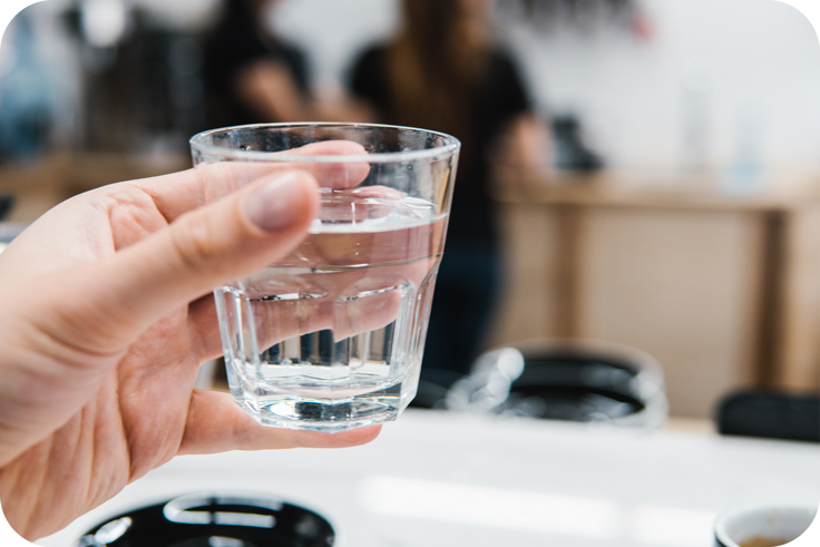 5 denních návyků, které dělají váš úsměv žlutější (a jak je změnit)