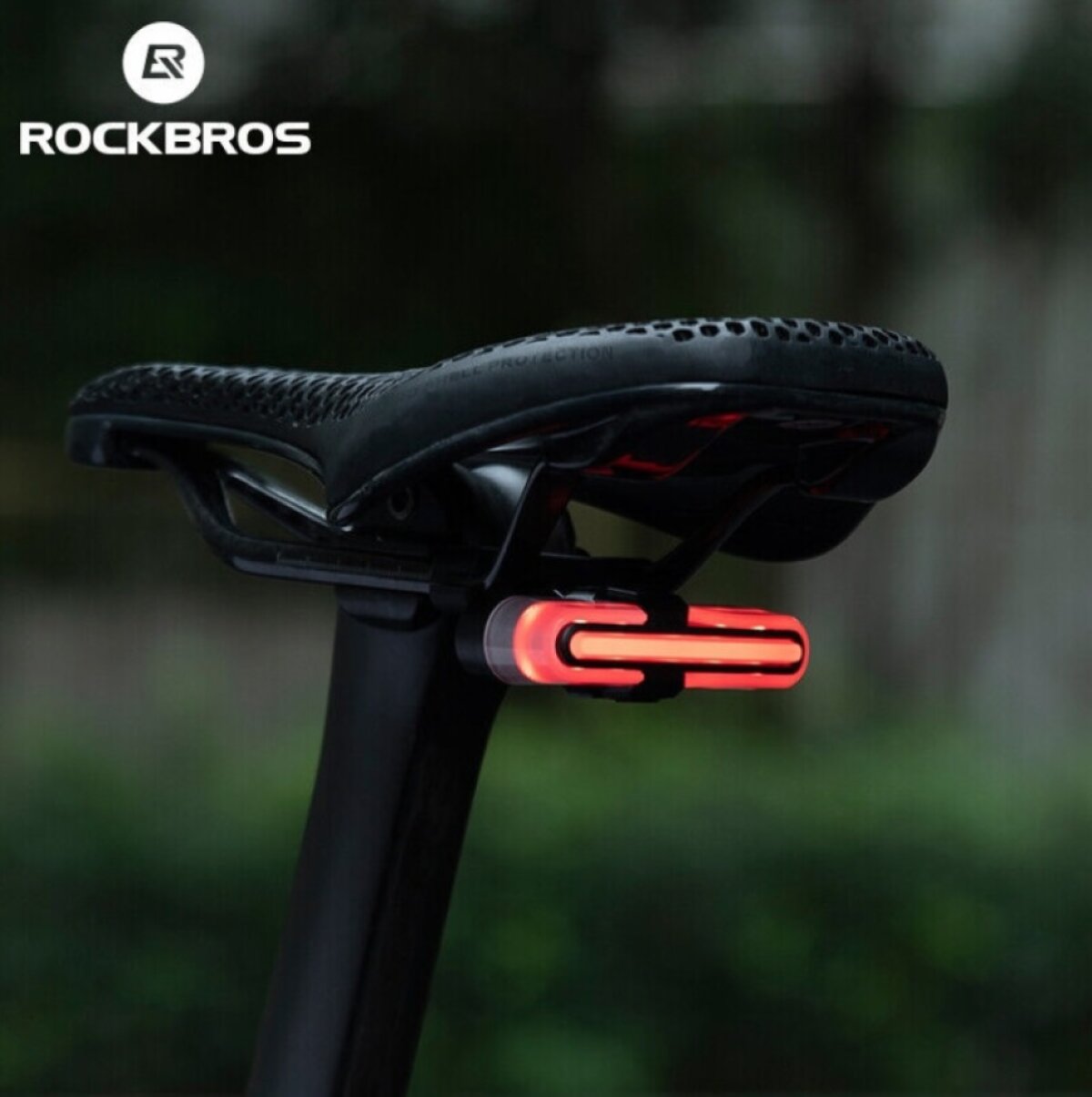ROCKBROS Inteligentní zadní světlo 85 lm s USB-C