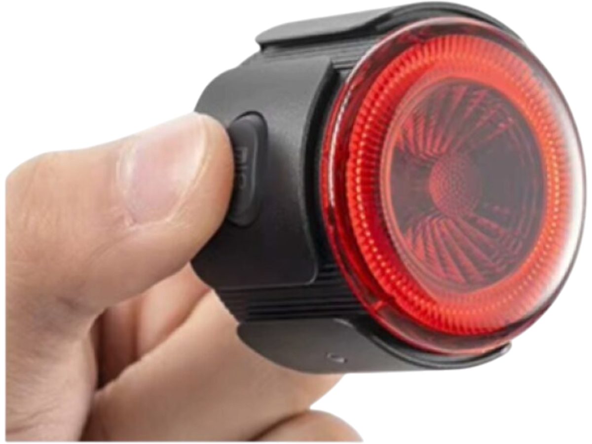 ROCKBROS Super 6 - Inteligentní zadní světlo s automatickým brzdovým efektem