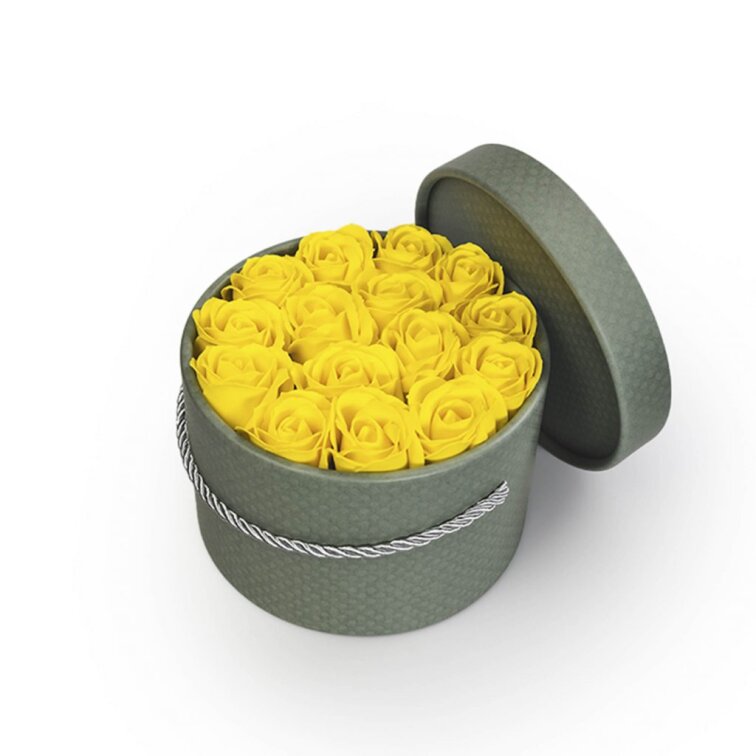 Mýdlové růže ve flower boxu khaki - žluté růže