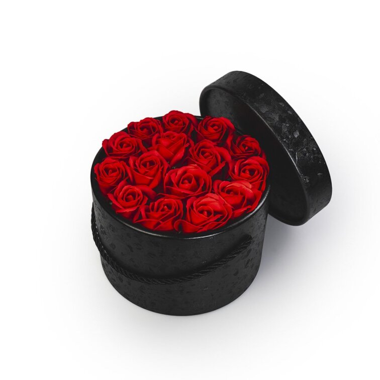 Mýdlové růže ve flower boxu černém - červené růže