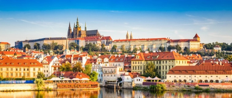 Privátní plavba Prahou na luxusní jachtě