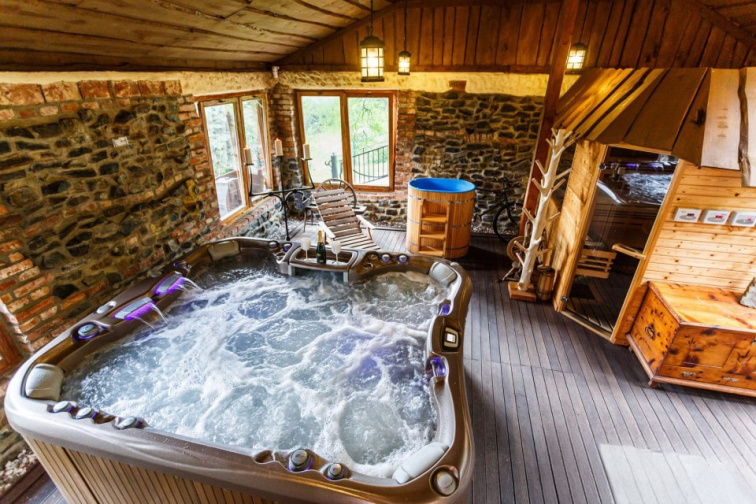 Vlčí doupě: Luxusní chata v horách