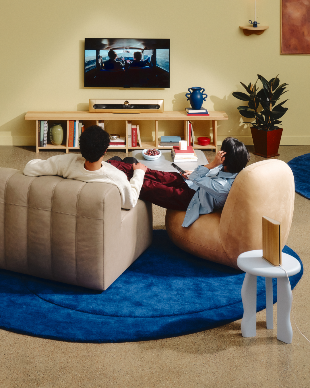 Domácí kino - Beosound Premiere + 2× Beosound Emerge