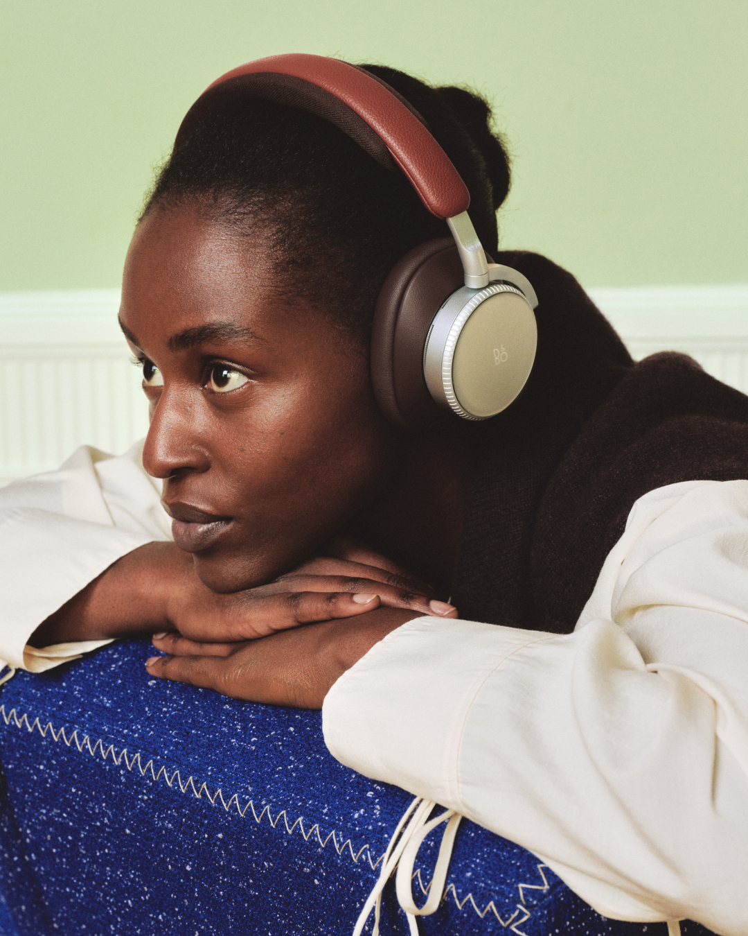 Beoplay H100 Century Brown