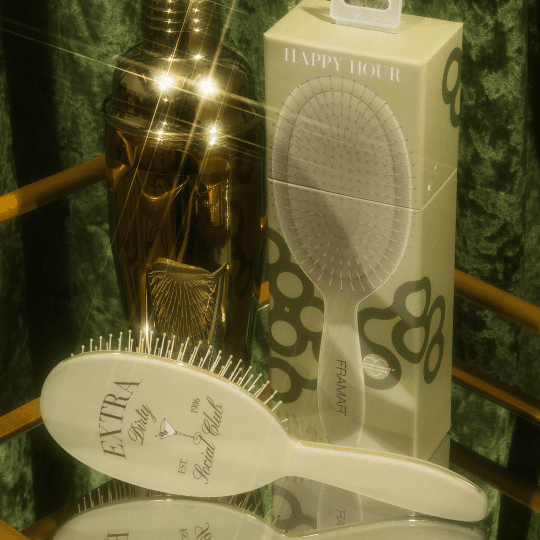 Kolekce Extra Dirty / kartáč na rozčesání Happy Hour