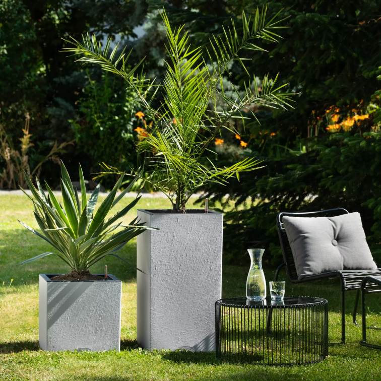 Samozavlažovací květináč Canto Slatestone Tower průměr 30 cm, tmavě šedá