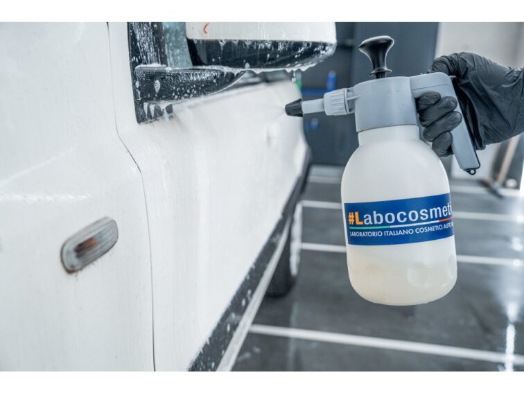 Labocosmetica Libera 1L předmytí vhodné pro PPF fólie