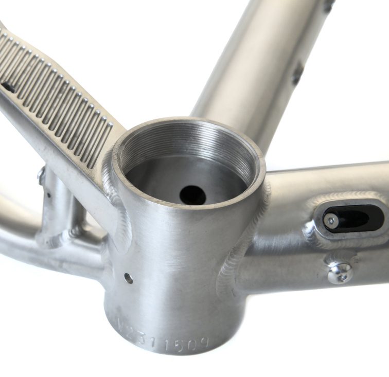 Equator Yasei Titanium - Sram Force XPLR AXS E1