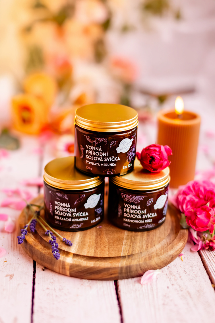 Přírodní vonná sójová svíčka Mandlová vánočka