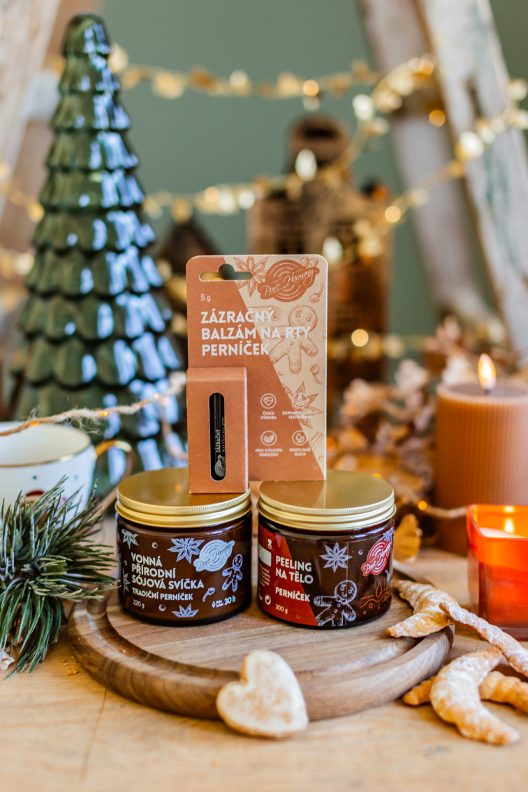 Zázračný balzám na rty Perníček