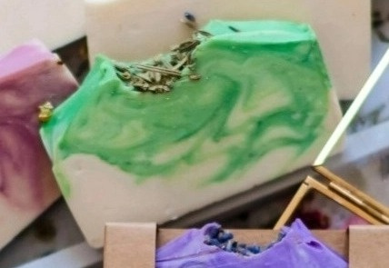 Tuhé přírodní mýdlo Heřmánek