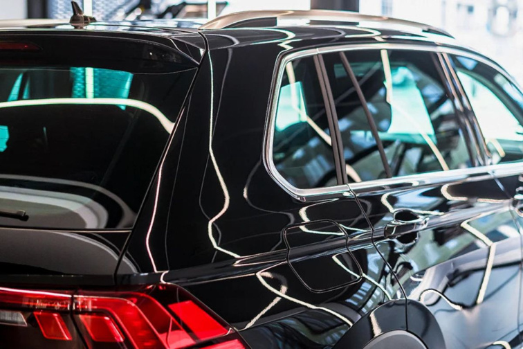 Soft99 New Fusso Coat 12 Months Wax Dark 200 g syntentický vosk - inovovaný nejlepší vosk na světě