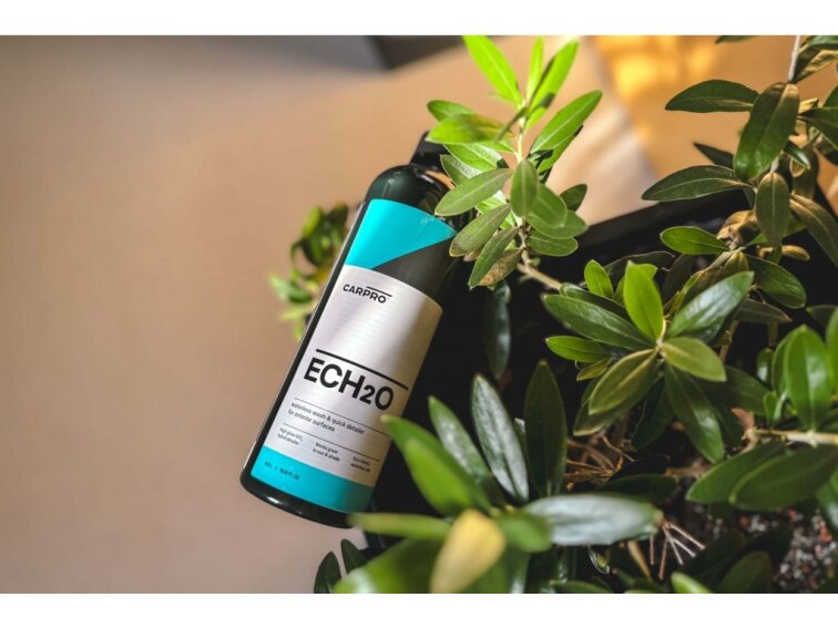 CarPro ECH2O 500 ml - mytí bez vody & detailer & lubrikant