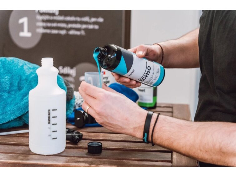 CarPro ECH2O 500 ml - mytí bez vody & detailer & lubrikant